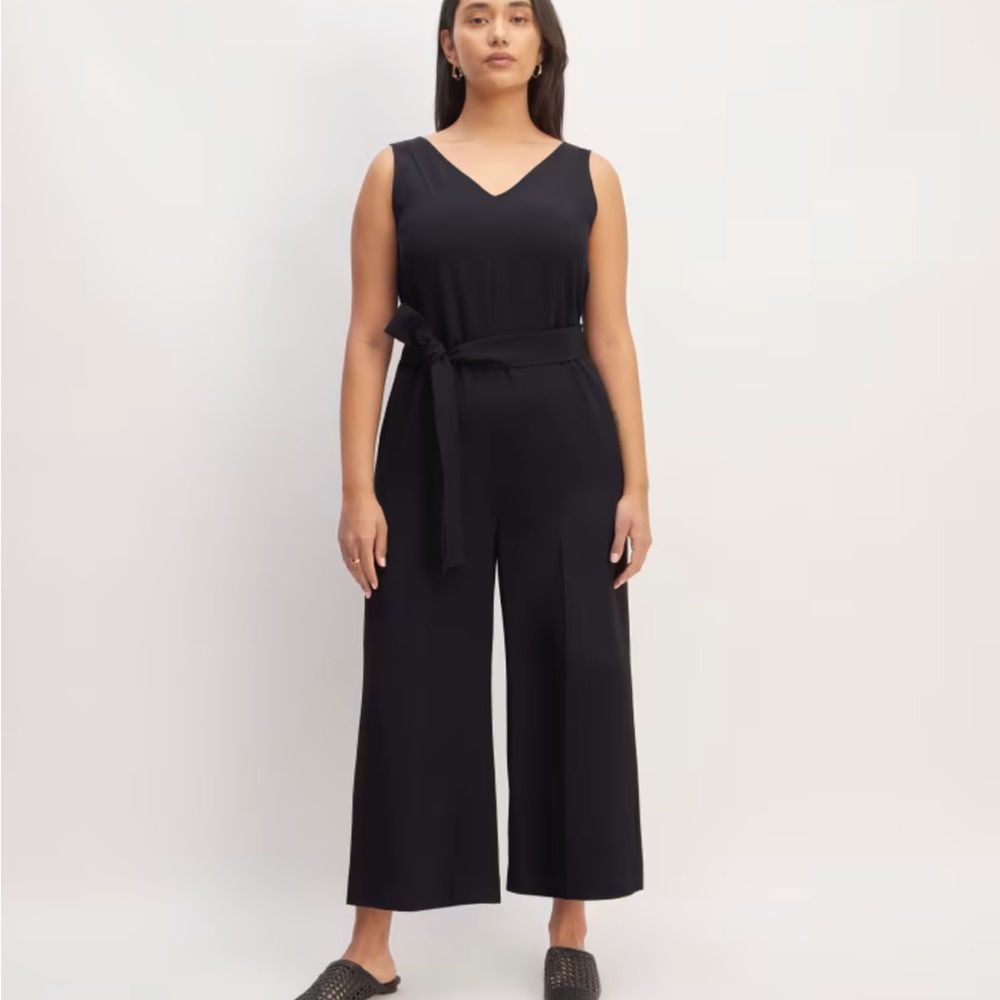 Everlane ultimate black jumpsuit. Sleeveless with belted waist. Size 12.